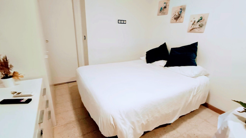 Hostal estudios 6/48