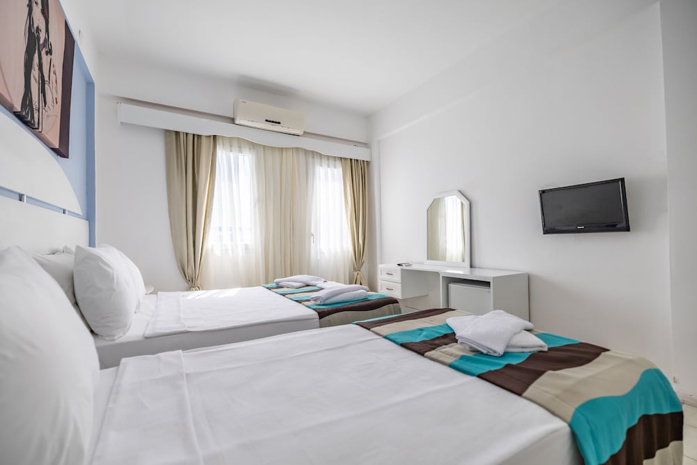 MAXSEA Beach Hotel 19/44