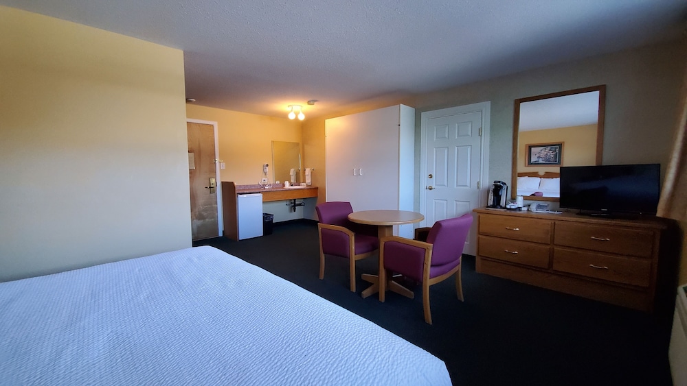 Days Inn by Wyndham Penticton Conference Centre 14/40
