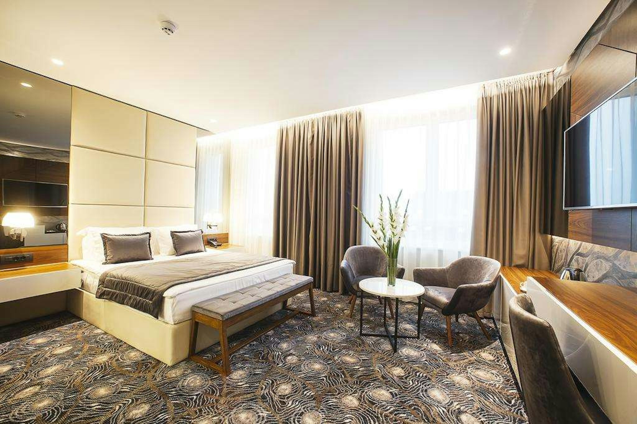 SKY HOTEL 12/49