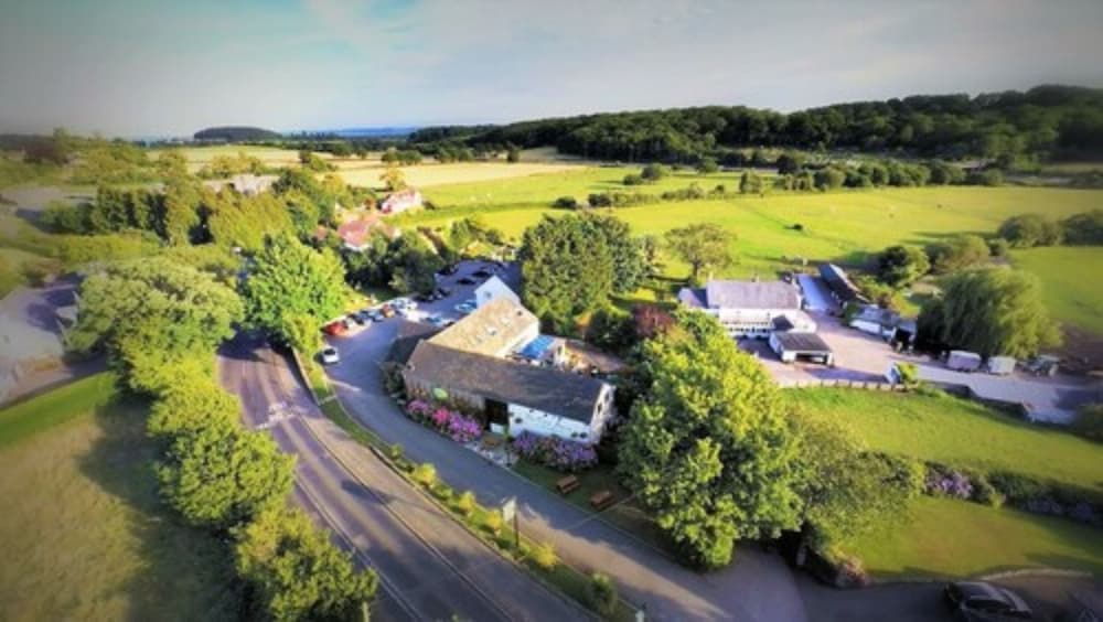 The Old Barn Inn 30/35