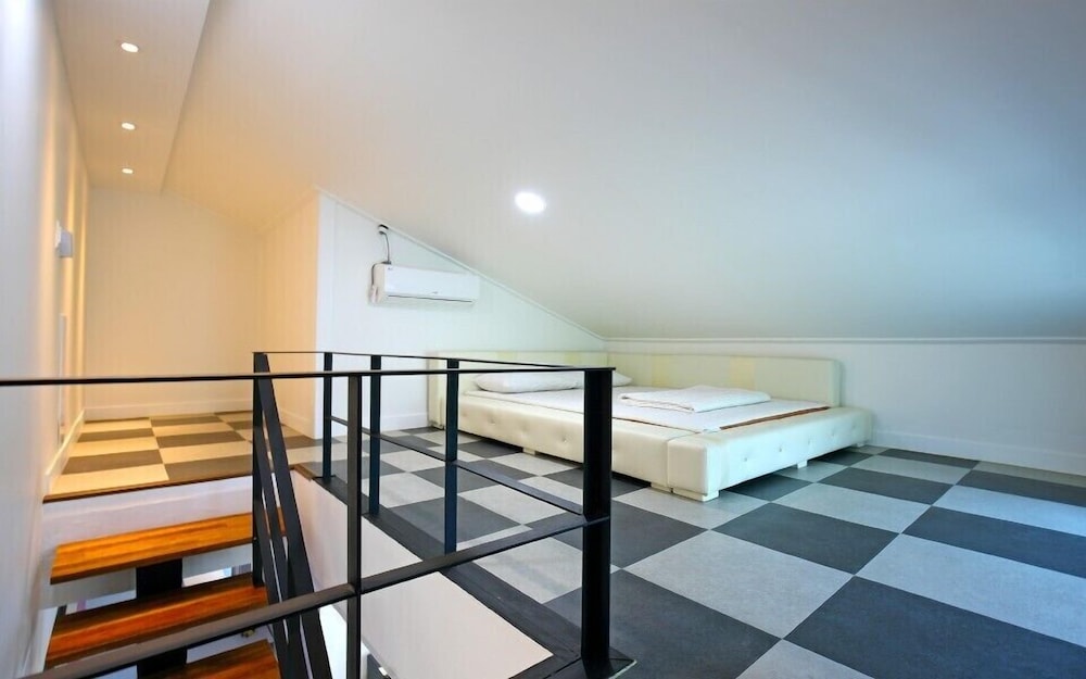 Gyeongju The One Pension 27/50