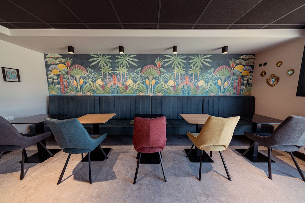 Kyriad Direct Orleans Nord - Cap Saran 28/50