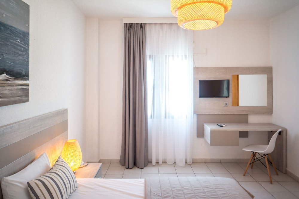 Alkinoos Beach Hotel 22/40