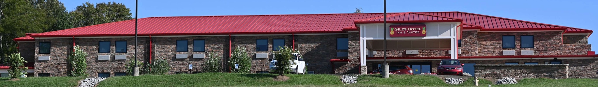 Giles Hotel Inn & Suites 1/31