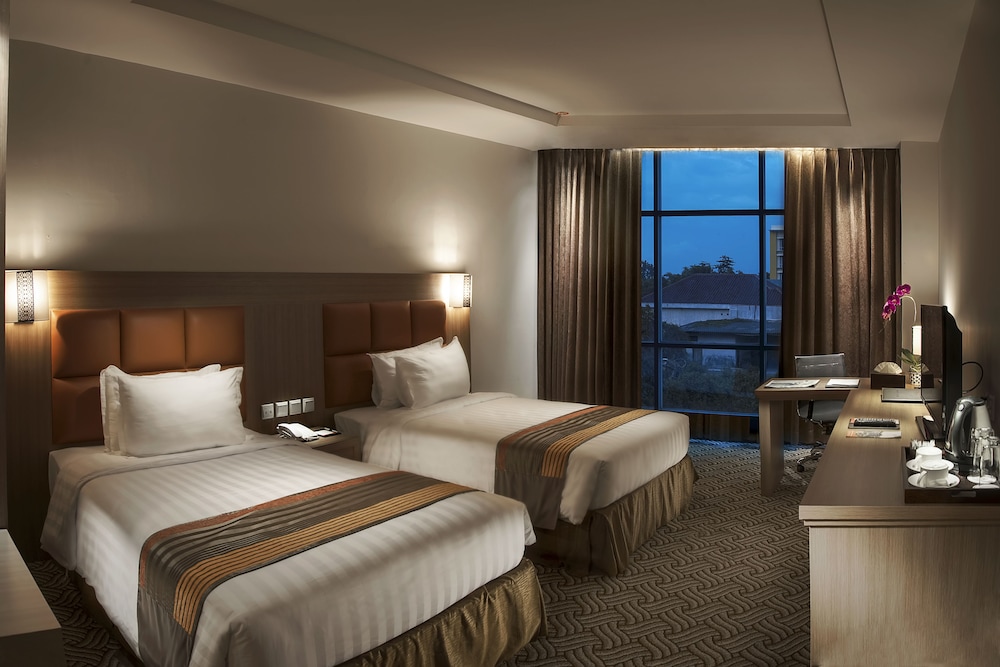 Cavinton Hotel 25/72