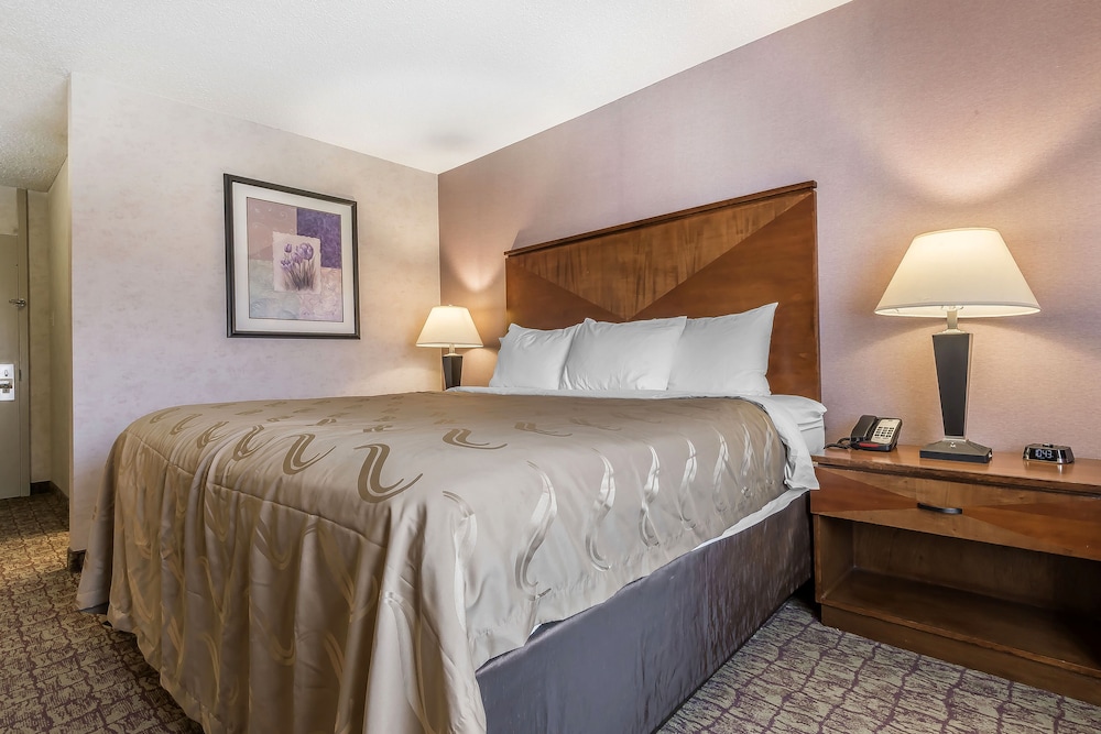 Hotel Hamburg NY 24/55