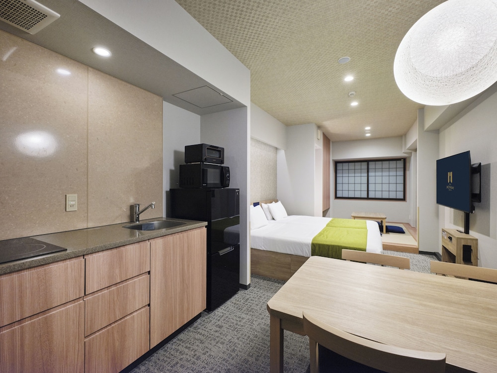 MONday Apart Premium Ueno 15/50