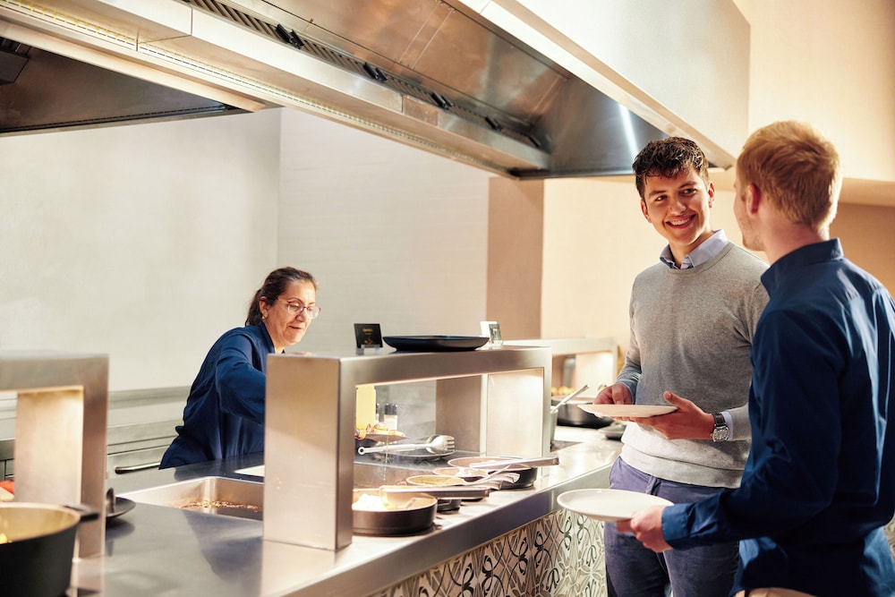 Van der Valk Hotel Groningen Hoogkerk 7/41