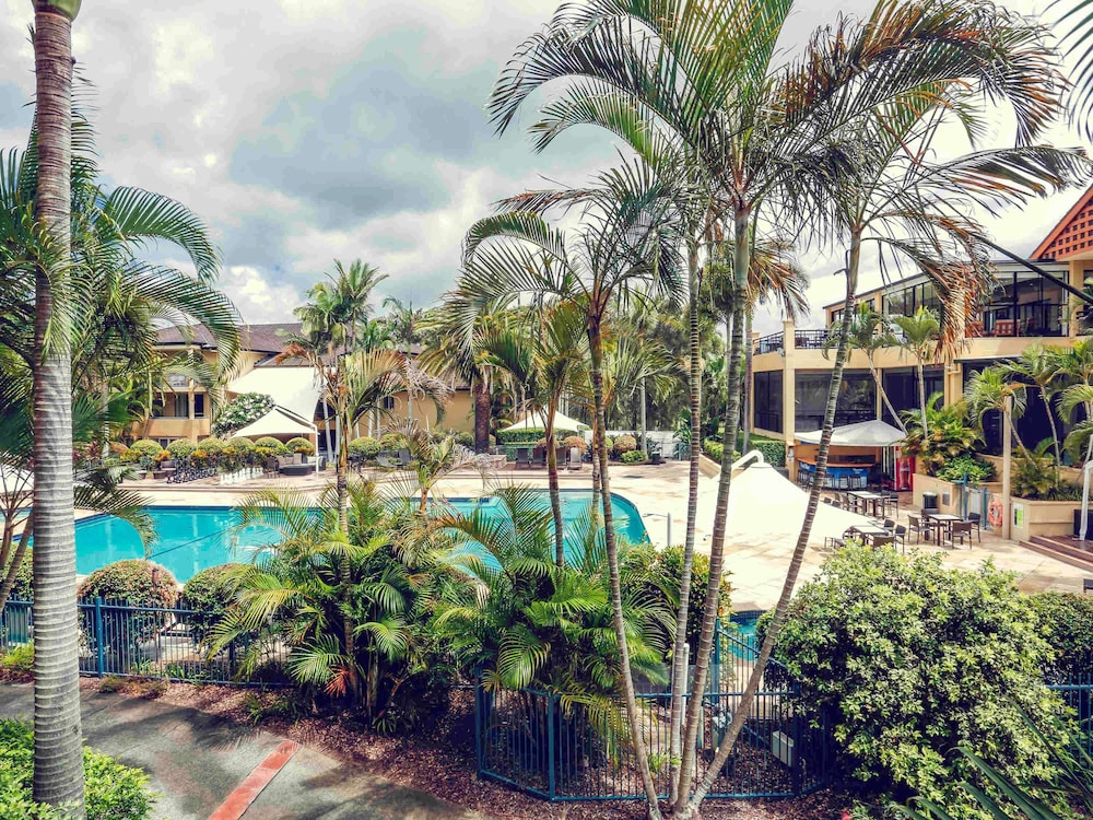 Mercure Gold Coast Resort 10/66