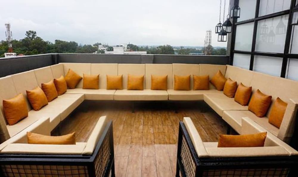 Capitol Residency 5/48