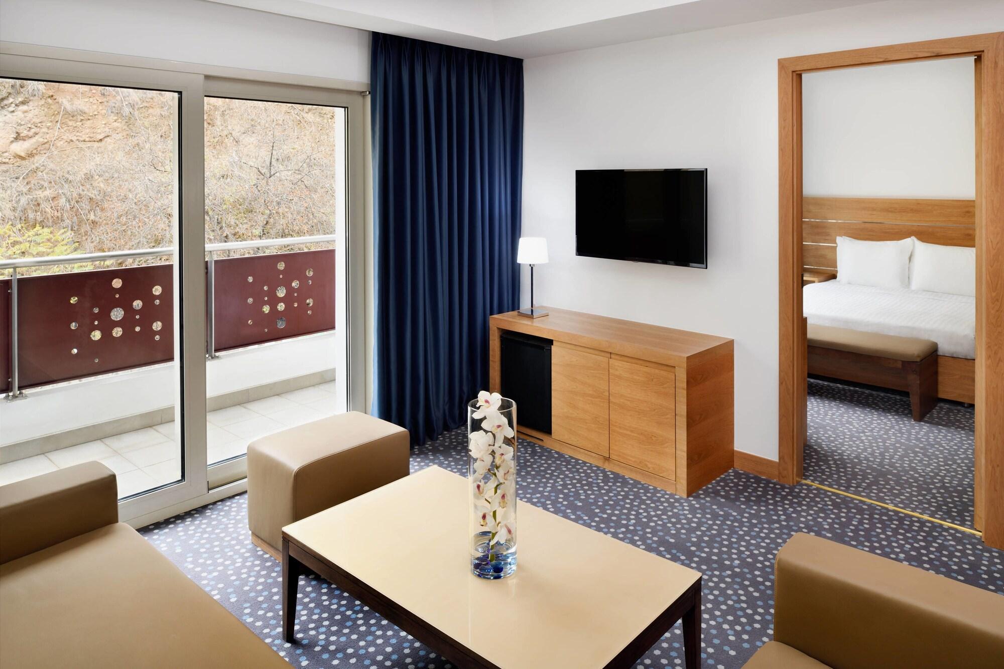 PROTEA HOTEL CONSTANTINE 38/42