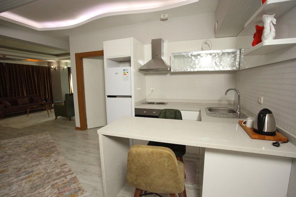 The City Walls Suit Hotel 44/44