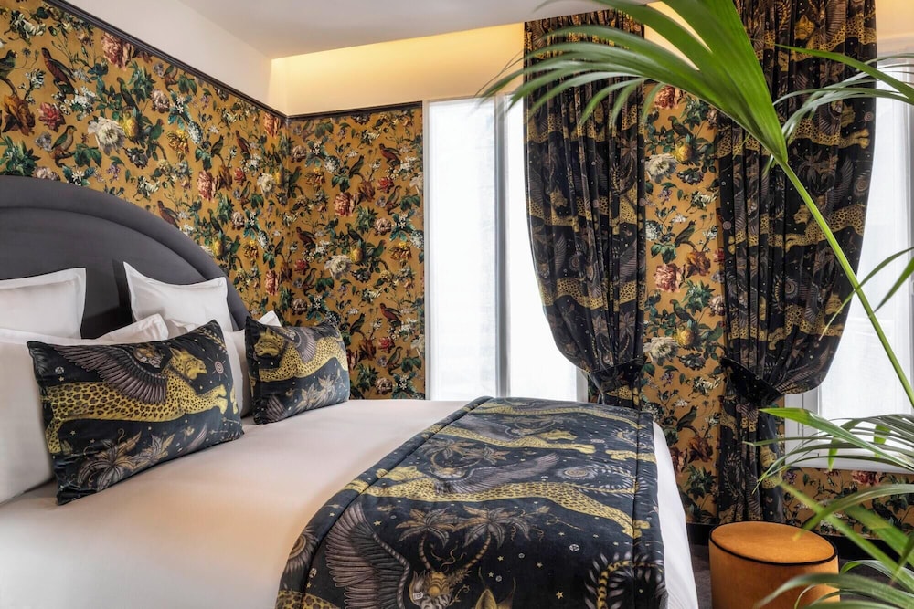 Hotel Ginette a la Folie 55/79