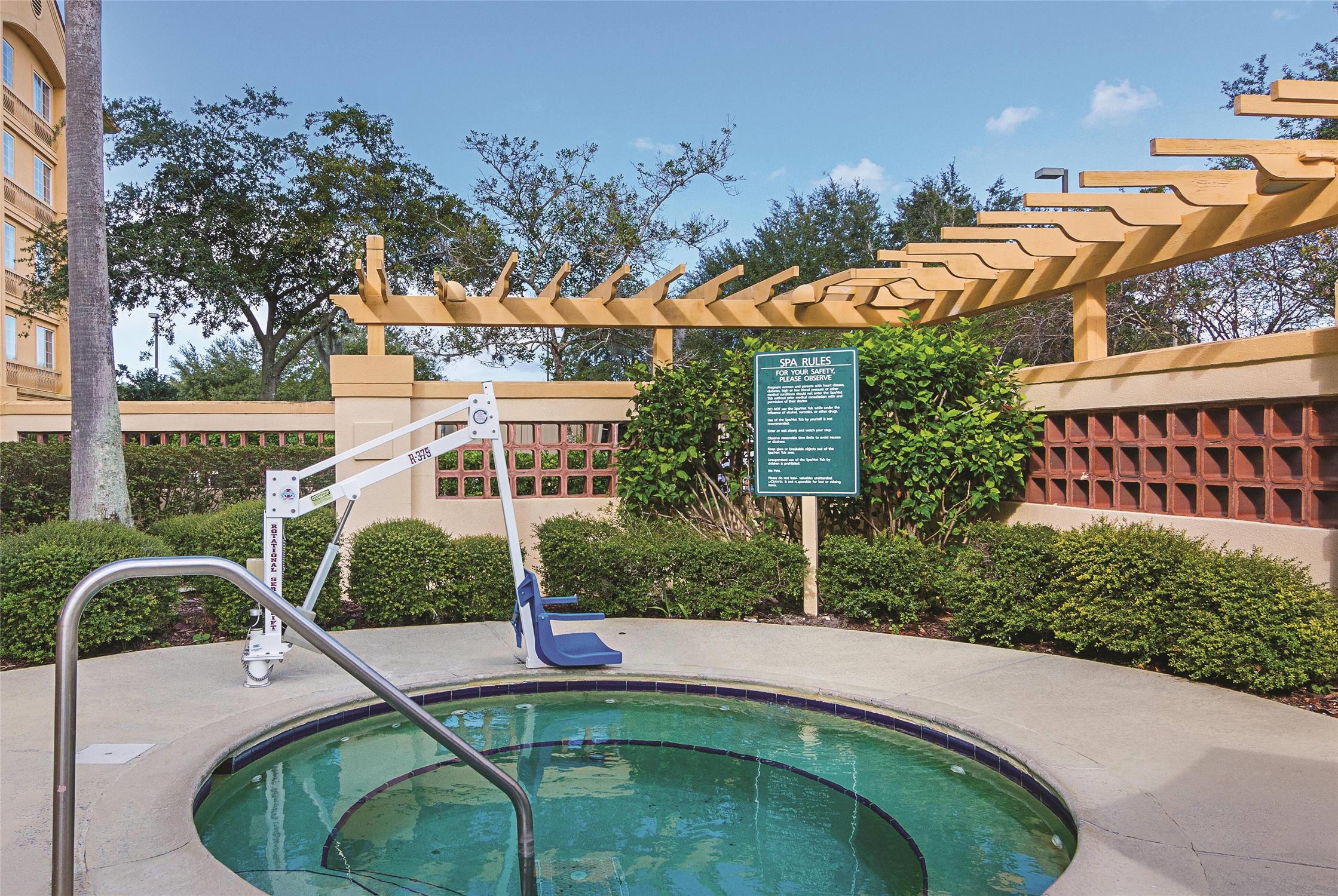 La Quinta Inn And Suites By Wyndham Orlando Airport North 39/45