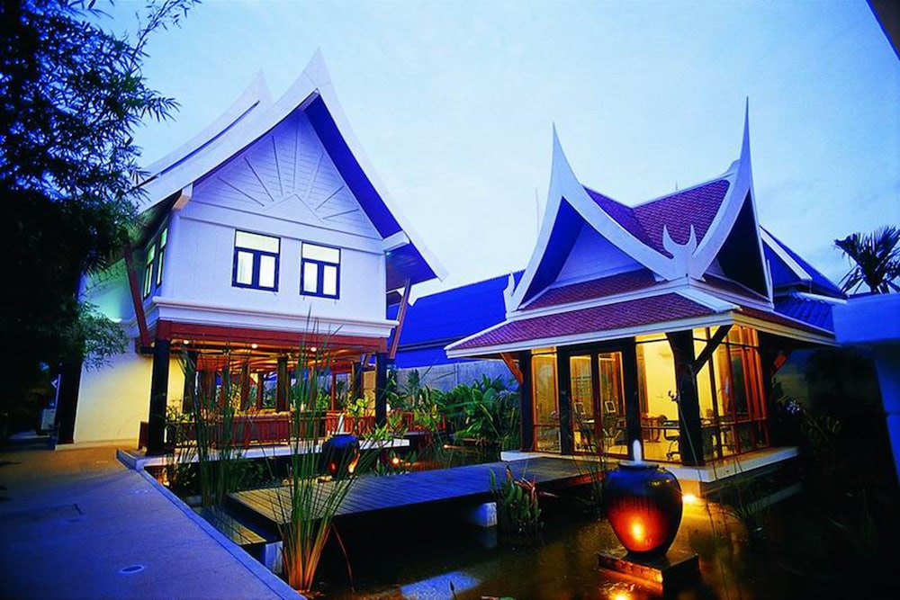 KATA POOLSIDE RESORT 5/67