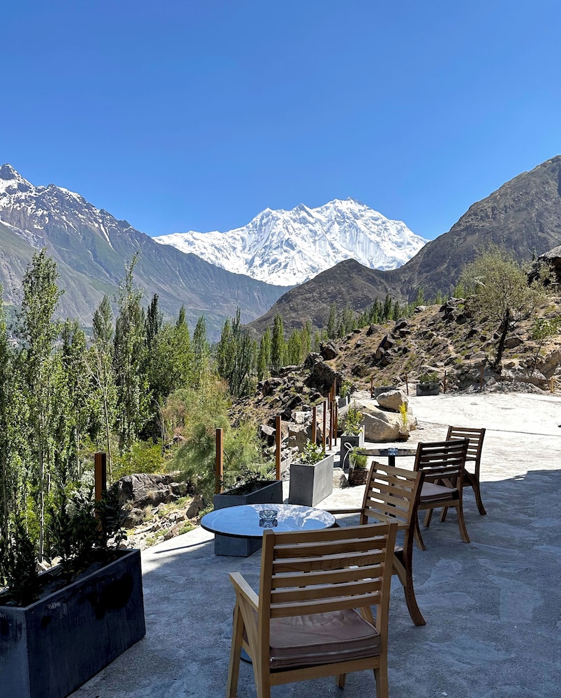 Ambiance Resort Hunza 50/55