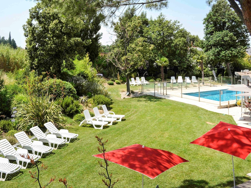Ibis Salon De Provence Sud 31/61