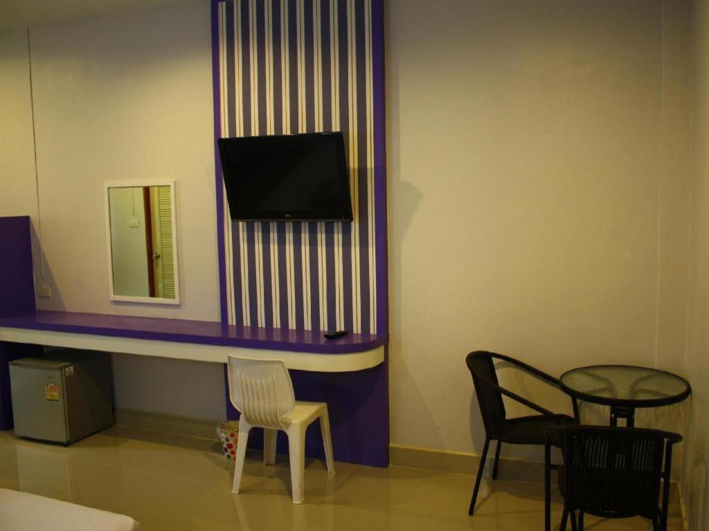Sabai Ez Hotel 29/33