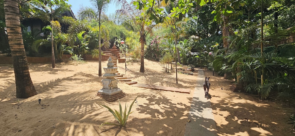 Little India Beach Cottages 33/47