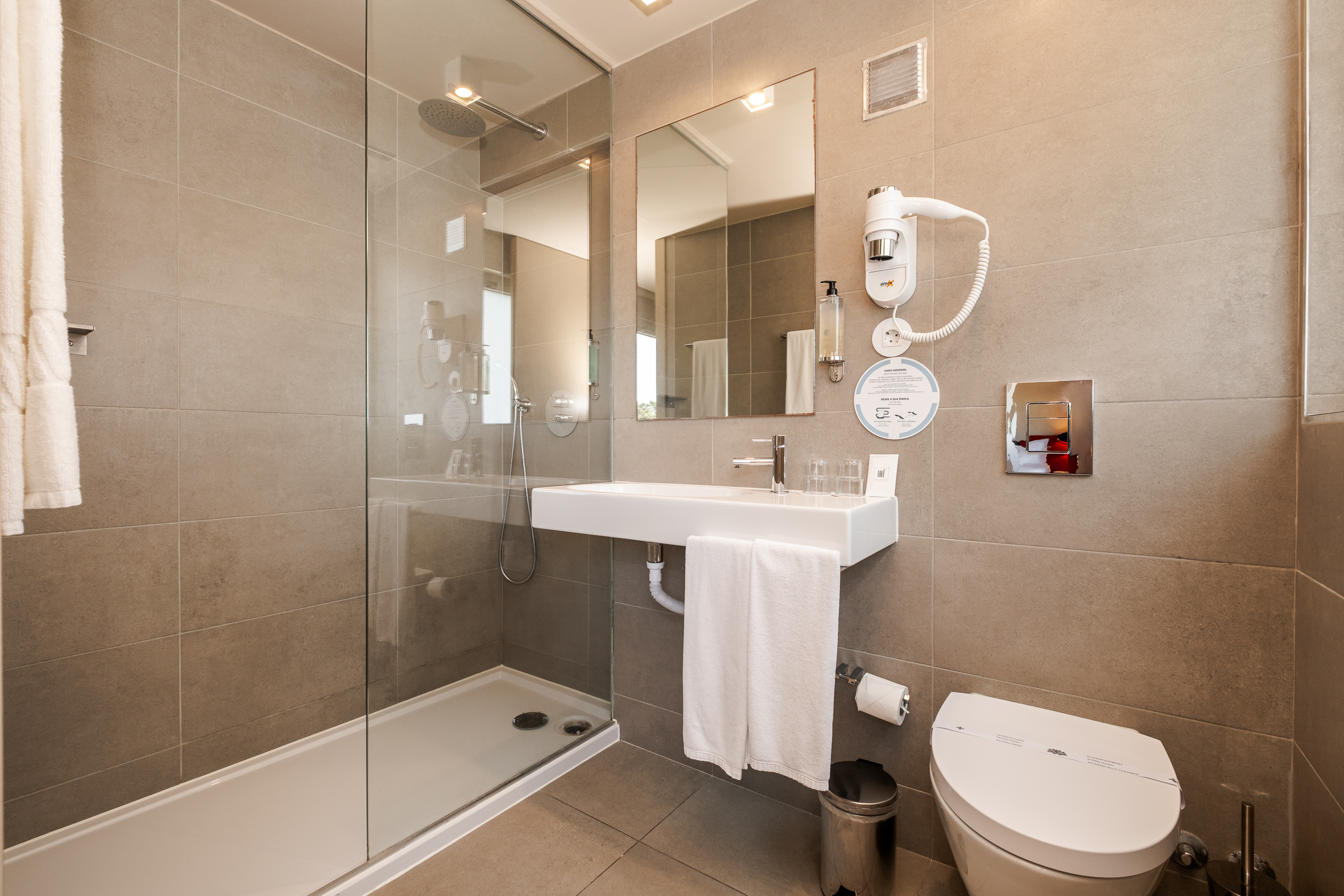 Room, Double Bed, Lateral Side Sea View