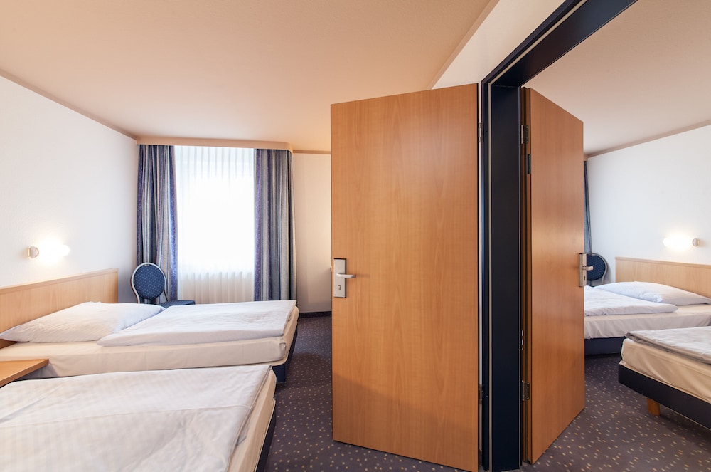 Hotel Am Seegraben Cottbus 21/77