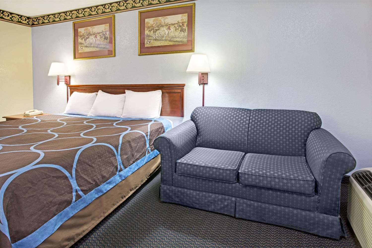 Super 8 By Wyndham Suwanee 6/12
