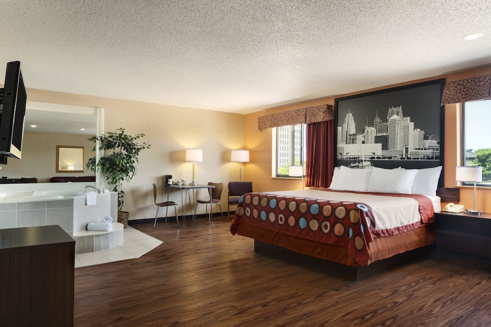 Super 8 By Wyndham Taylor/Detroit Area 11/22