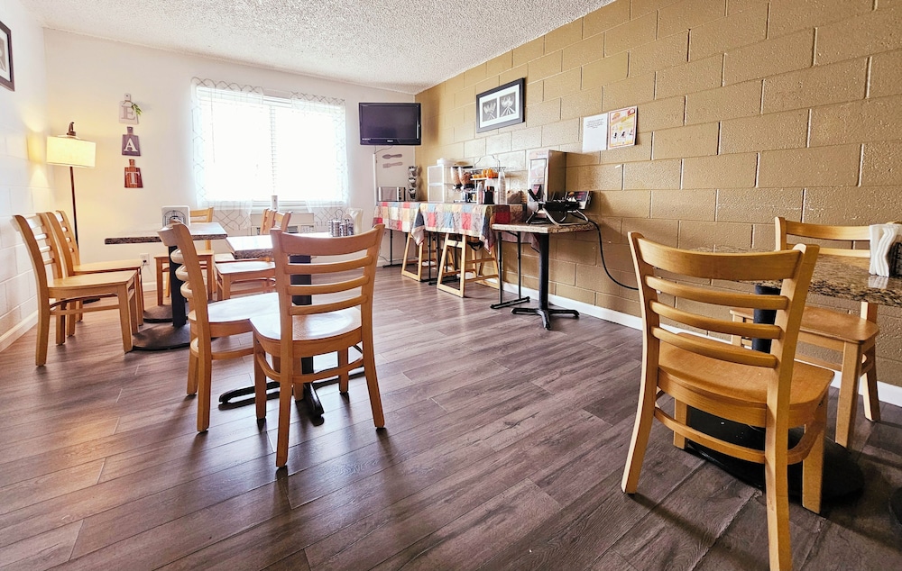 1st Choice Inn Rawlins 44/60