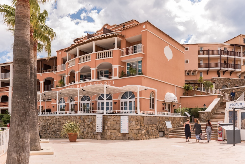 Hotel de L Esterel 2/50