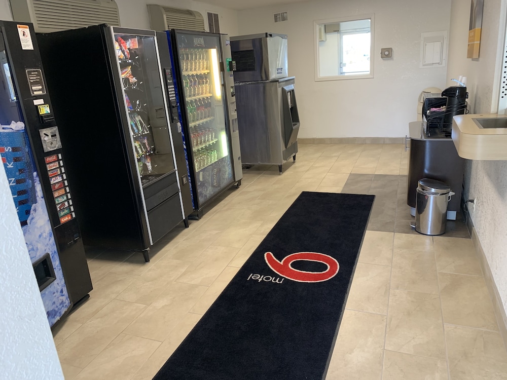 Motel6 Grants, NM 46/68