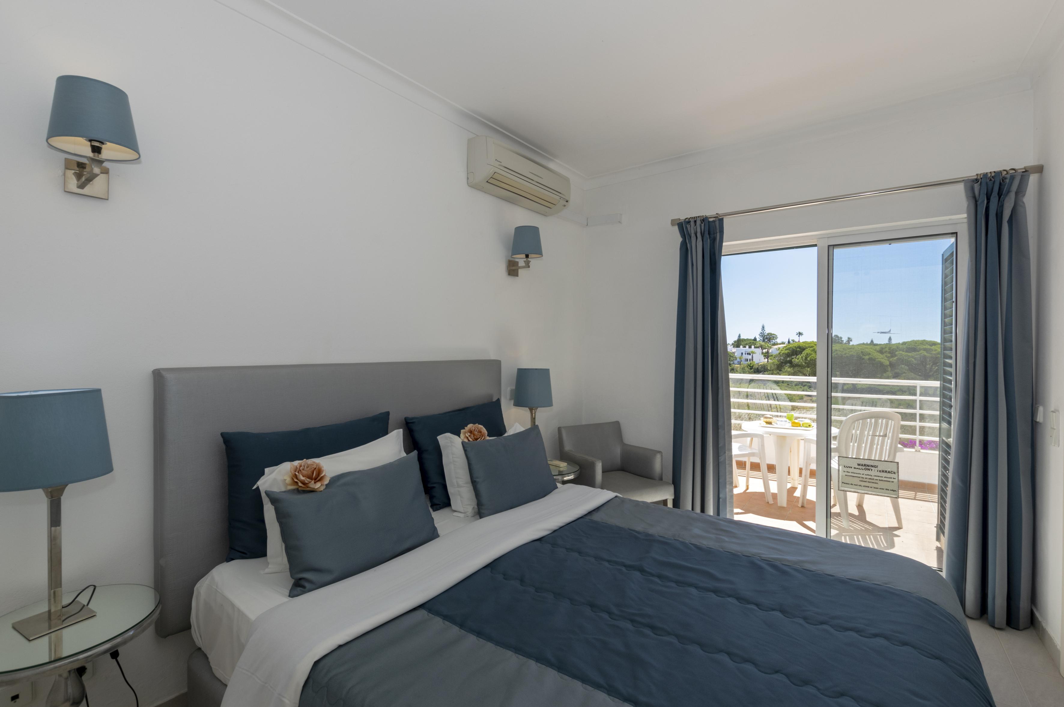 2 Bedrooms, Villa, Sea View, Balcony or Terrace