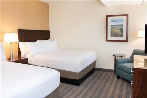 Room, Double or Twin Bed