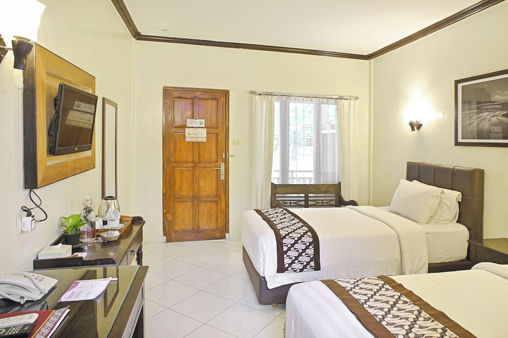 Paku Mas Hotel 18/41