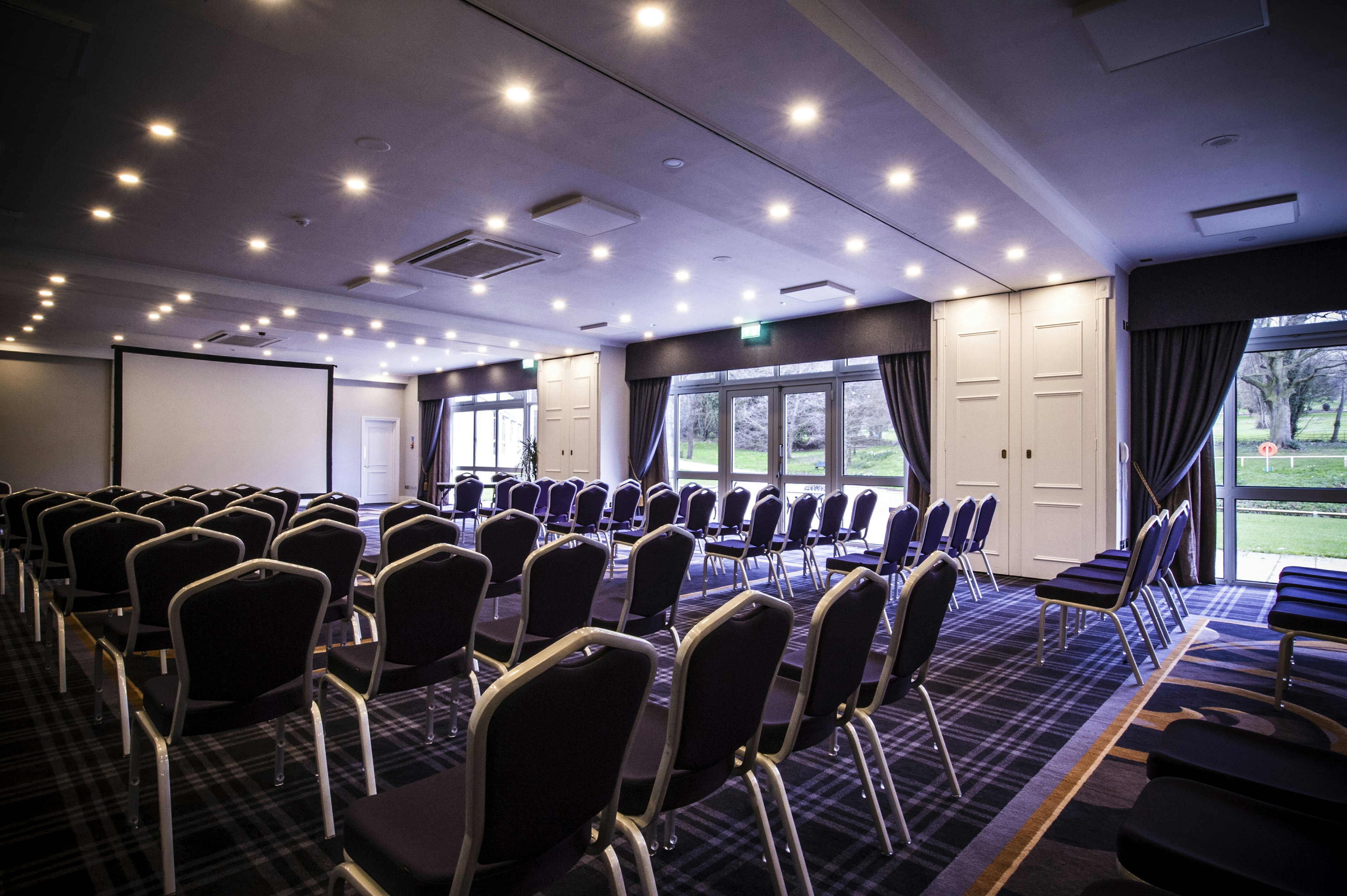 DoubleTree by Hilton Cheltenham - Cotswolds 62/70