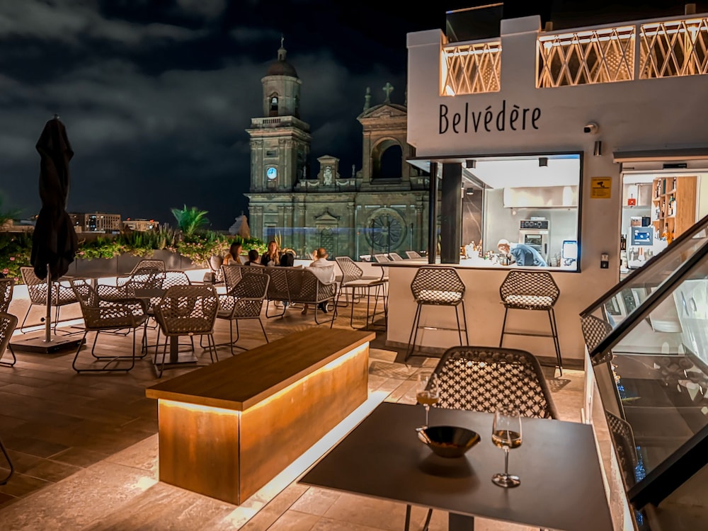 Boutique Hotel Cordial Plaza Mayor de Santa Ana 47/57