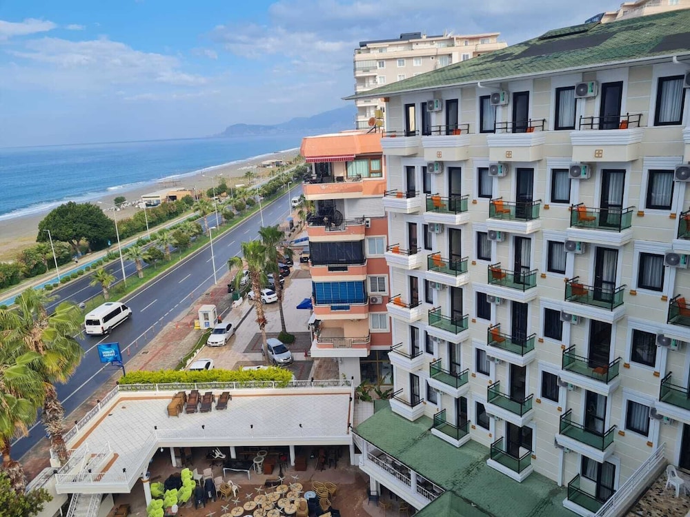 Hotel Sun Fire Beach 6/57