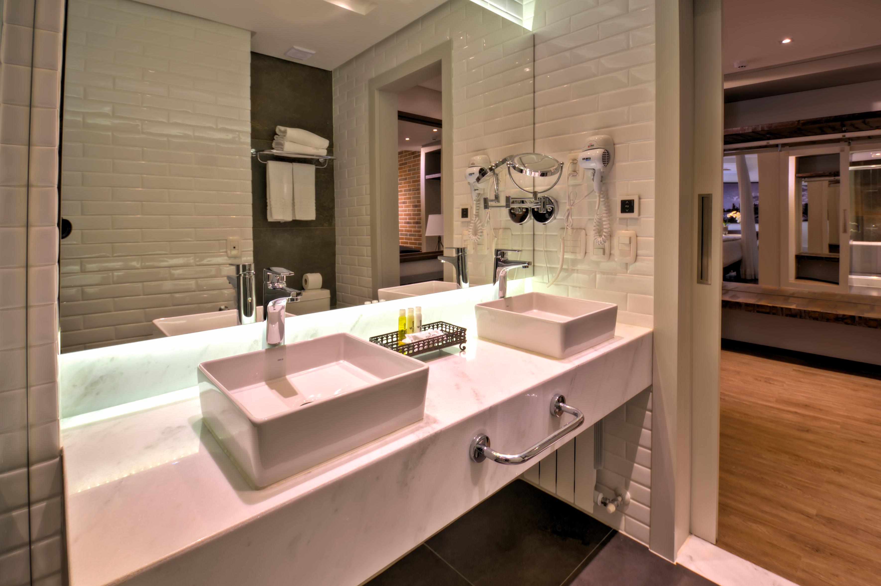 Room, Side View