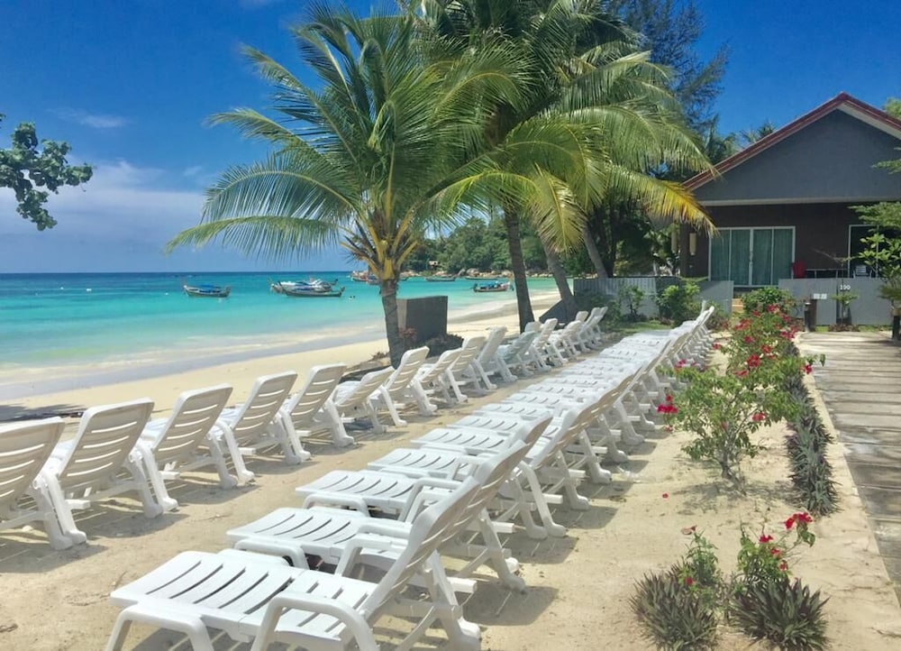 Bella Vista Beach Resort Koh Lipe 10/70
