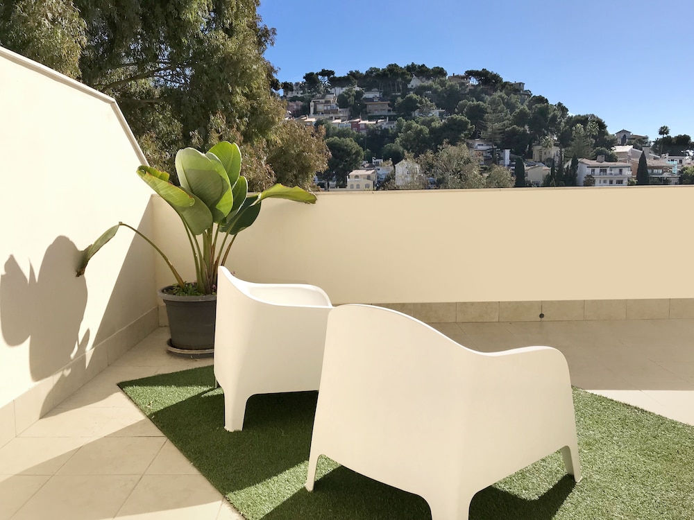 Apartamentos Dona Carmen 10/23