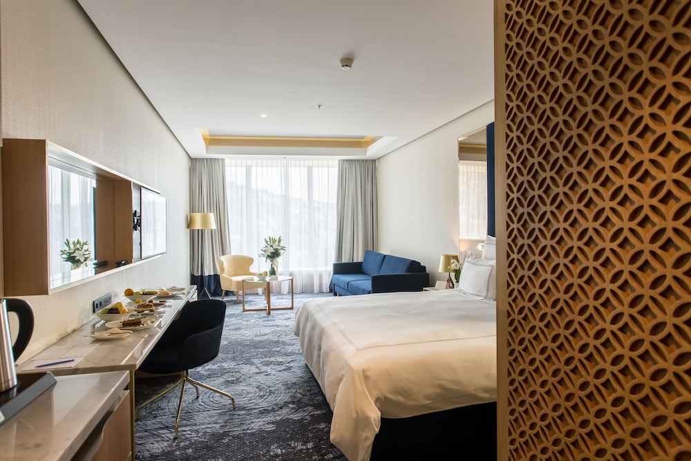 Swiss, 2 Double Beds