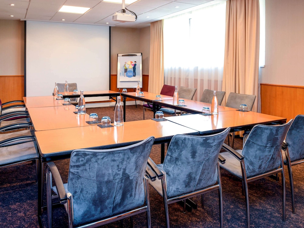 NOVOTEL MILTON KEYNES 59/74