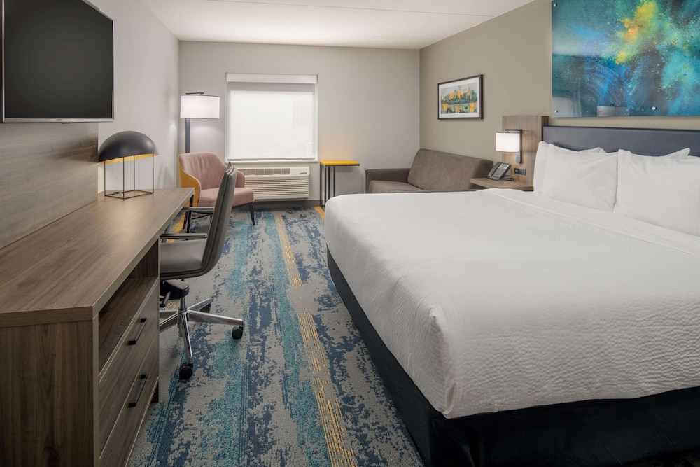 La Quinta Inn Suites By Wyndham Spokane Downtown 10/36