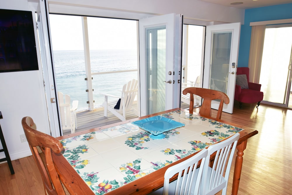 Malibu Beach Paradise Apartments 21/50
