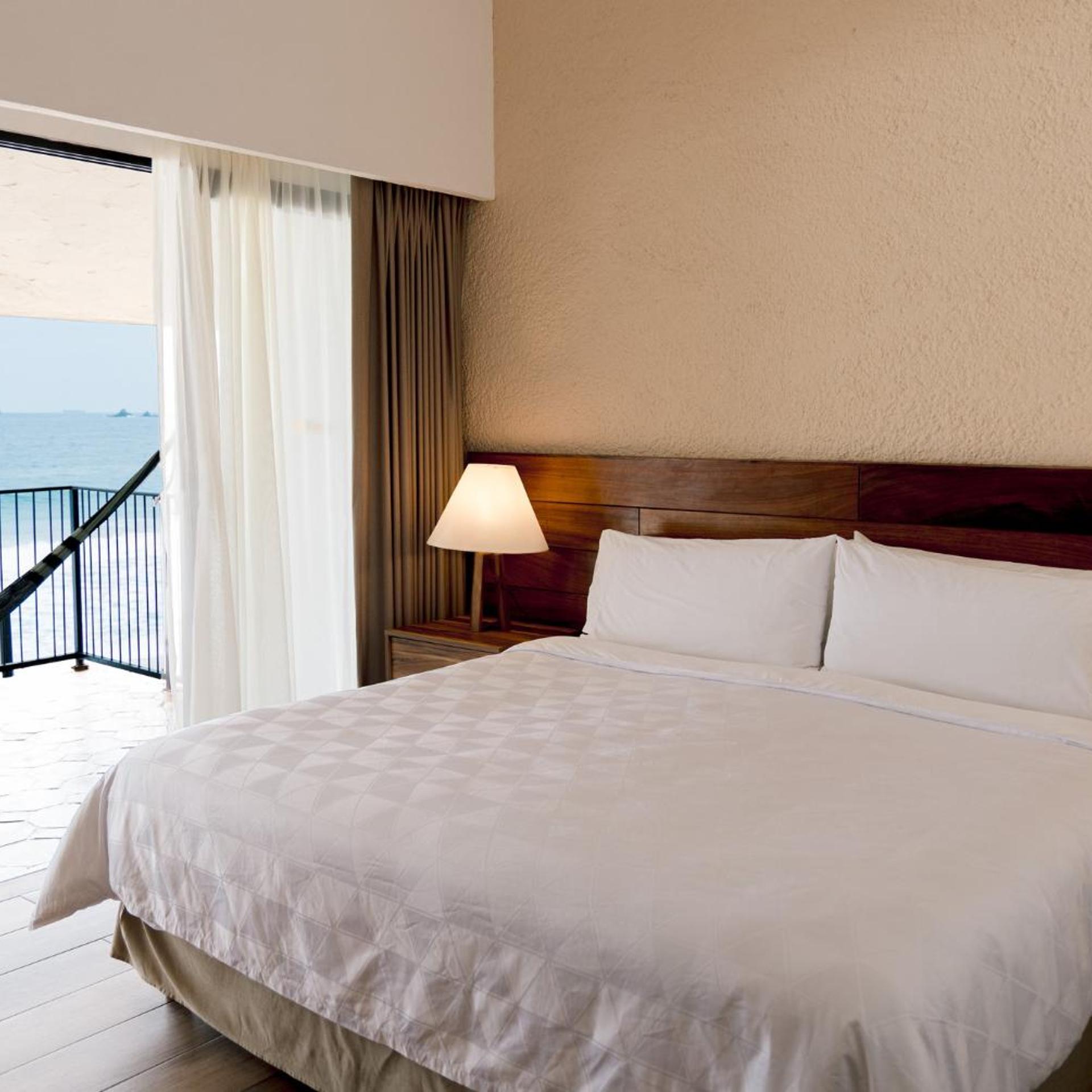 Superior, King Bed, Sea View