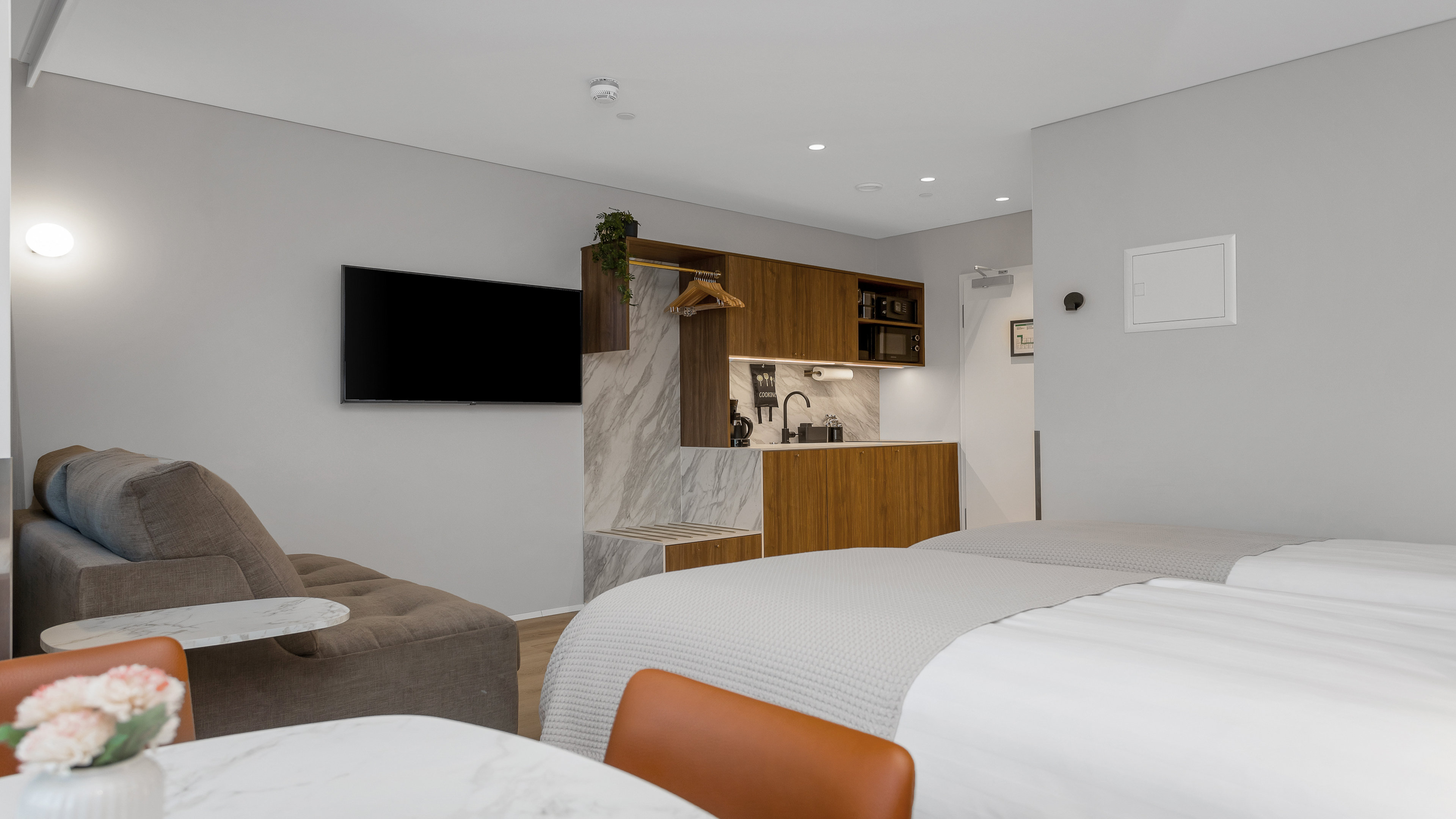 Candlewood Suites Reykjavik by IHG 34/50