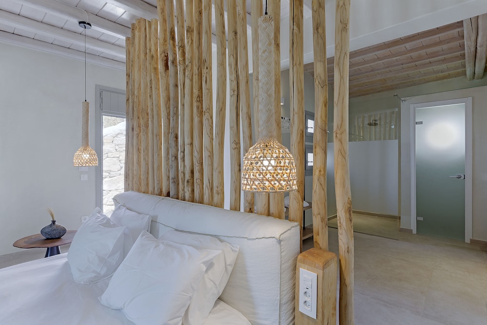 Legacy Suites 28/68