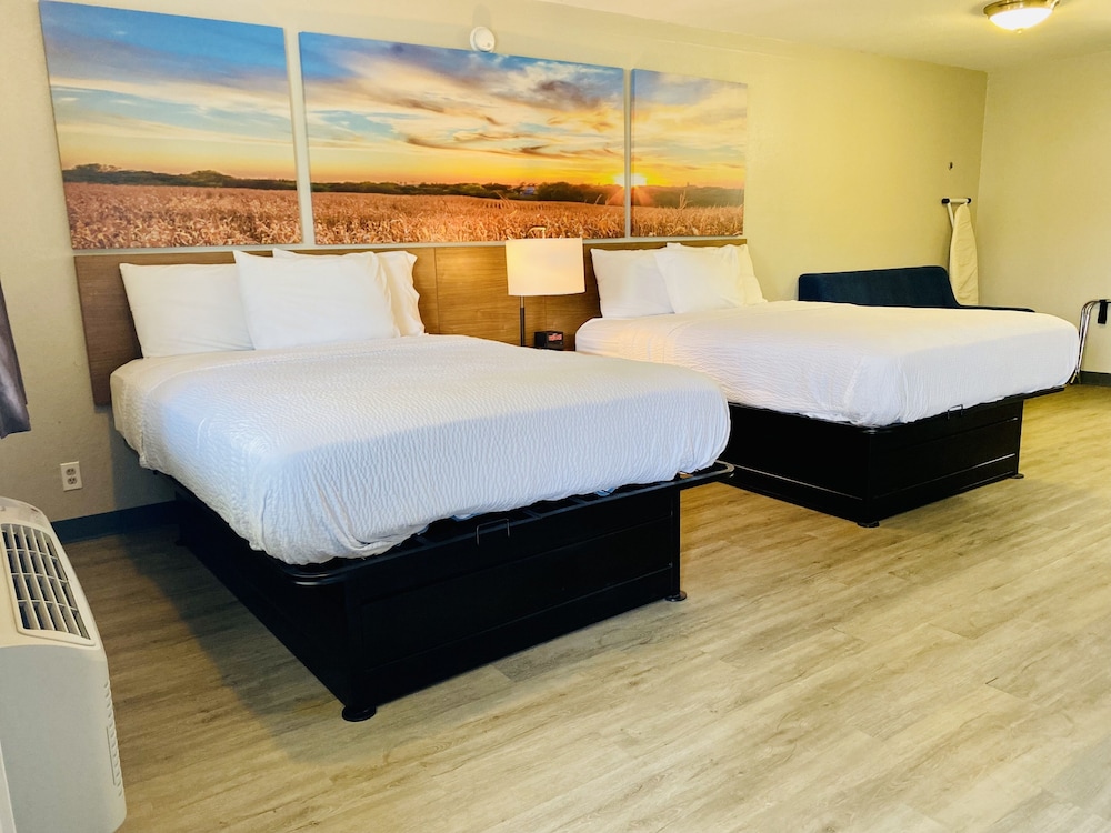 Days Inn By Wyndham Ardmore 11/28