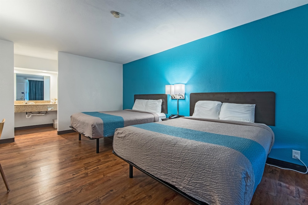 Americas Best Value Inn Hamilton 14/45
