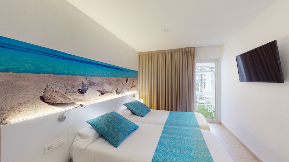 1 Bedroom, Swim Up, Apartment, Twin Beds, Garden View, Sofa